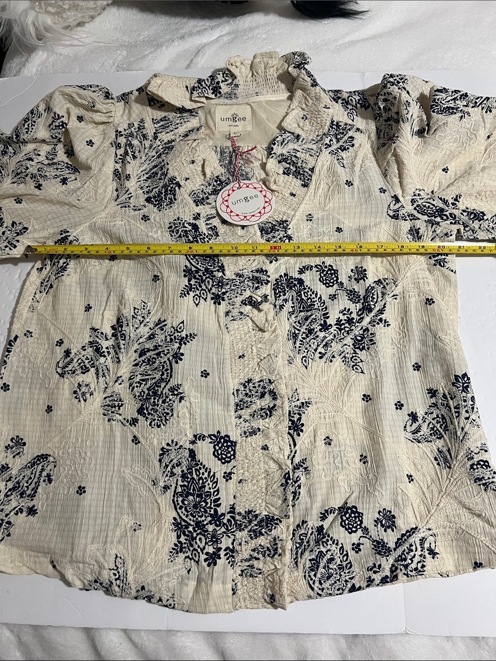NWT Umgee Blouse Large Navy Dsesign - Picture 13 of 16